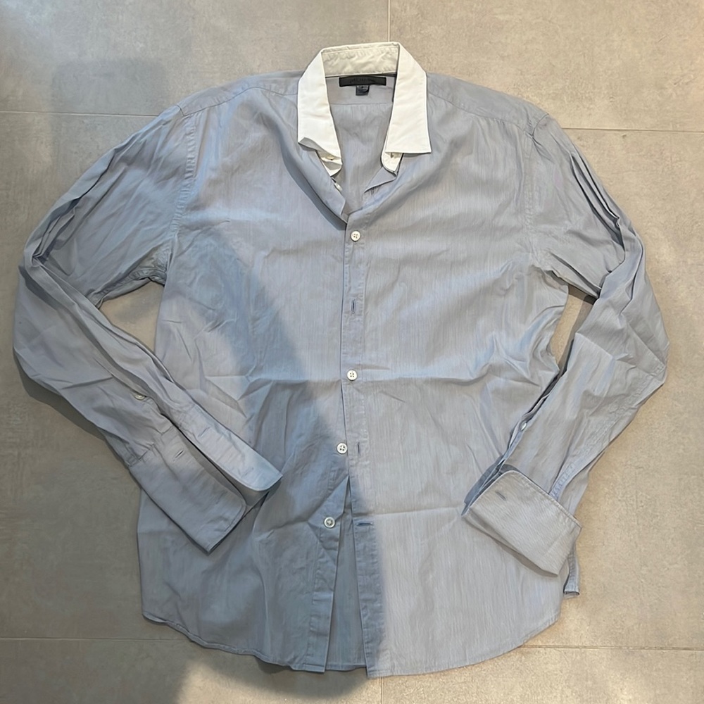 JOHN VARVATOS MEN SMALL 100% cotton BLUE WHITE COLLAR BUTTON down shirt luxury